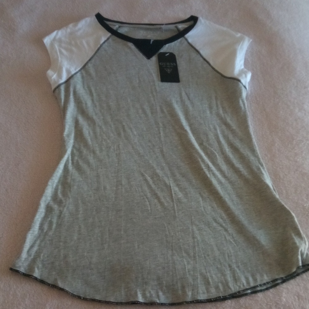 Guess Colorblock Baseball Tee